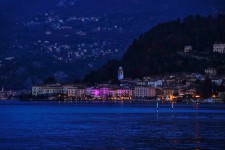 Bellagio illuminato per il periodo natalizio